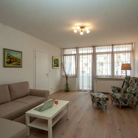 Apartman Colosseum Apartment Pula Exterior foto