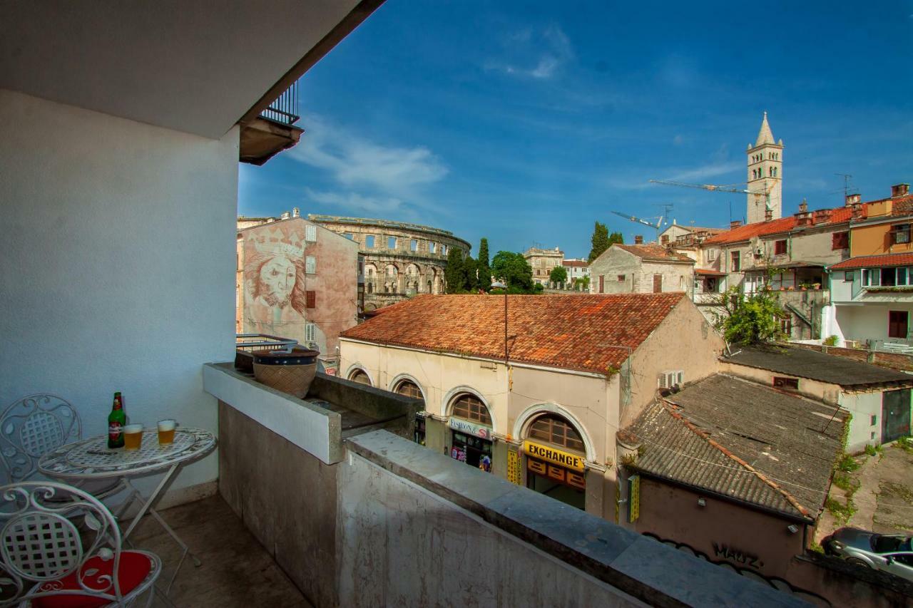 Apartman Colosseum Apartment Pula Exterior foto