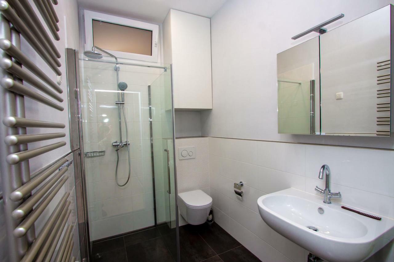 Apartman Colosseum Apartment Pula Exterior foto